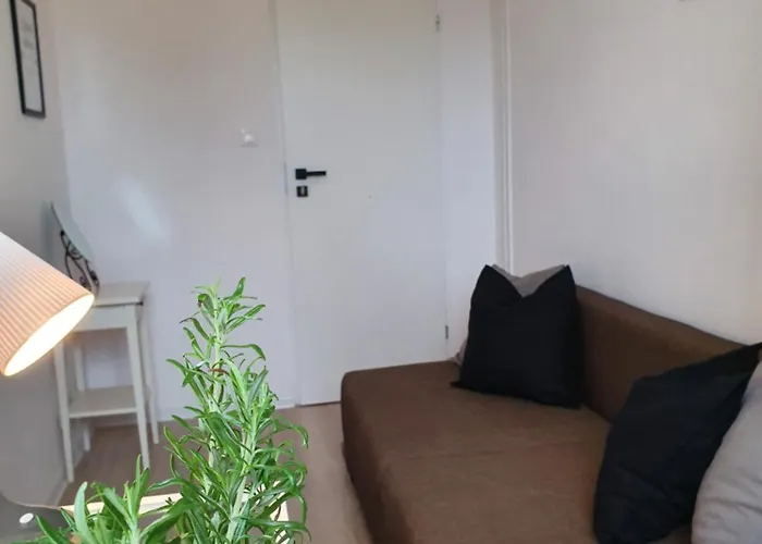 Przy Bulwarze בית אירוח